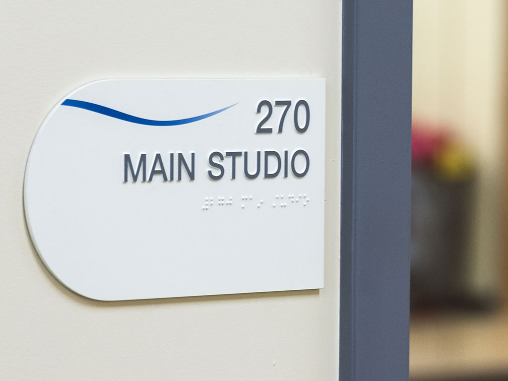 Room ID sign